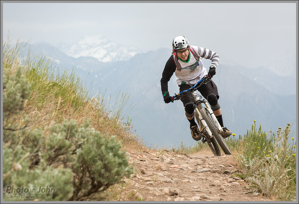 Canon EOS 5D Mark III - AI Servo Mountain Bike Glory!