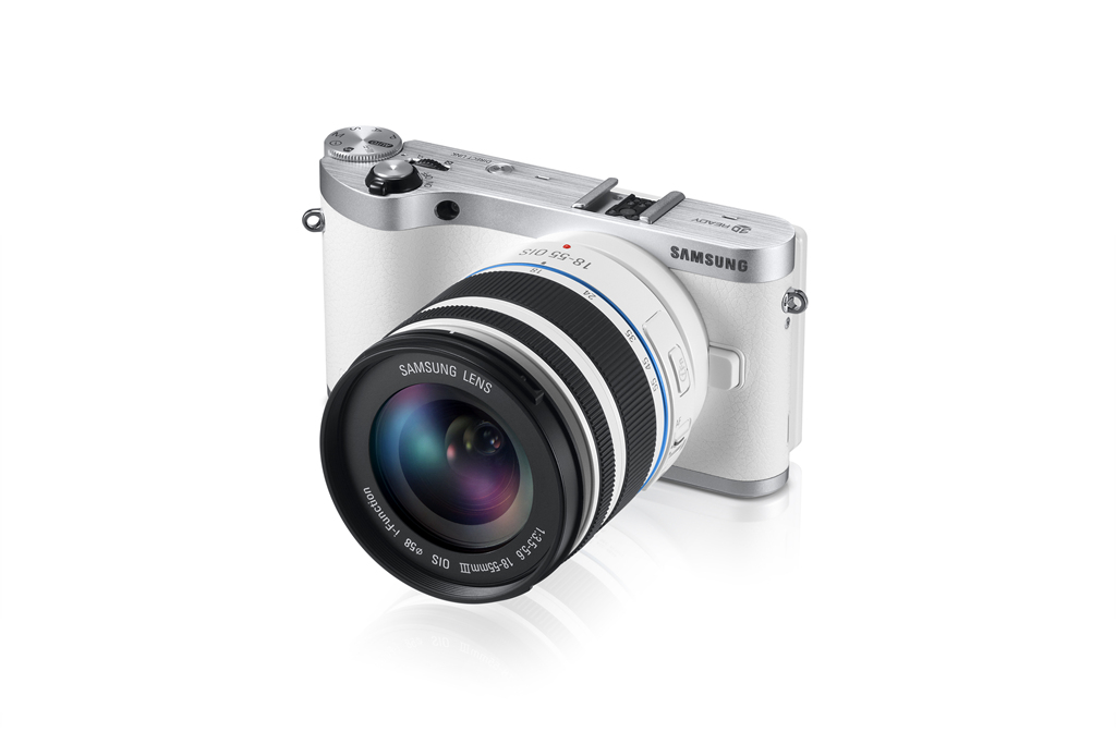 New Samsung NX300 Interchangeable Lens Mirrorless Camera